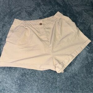 Free People Relaxed Fit Pleated Cuff Short in Khaki Women’s Size Large